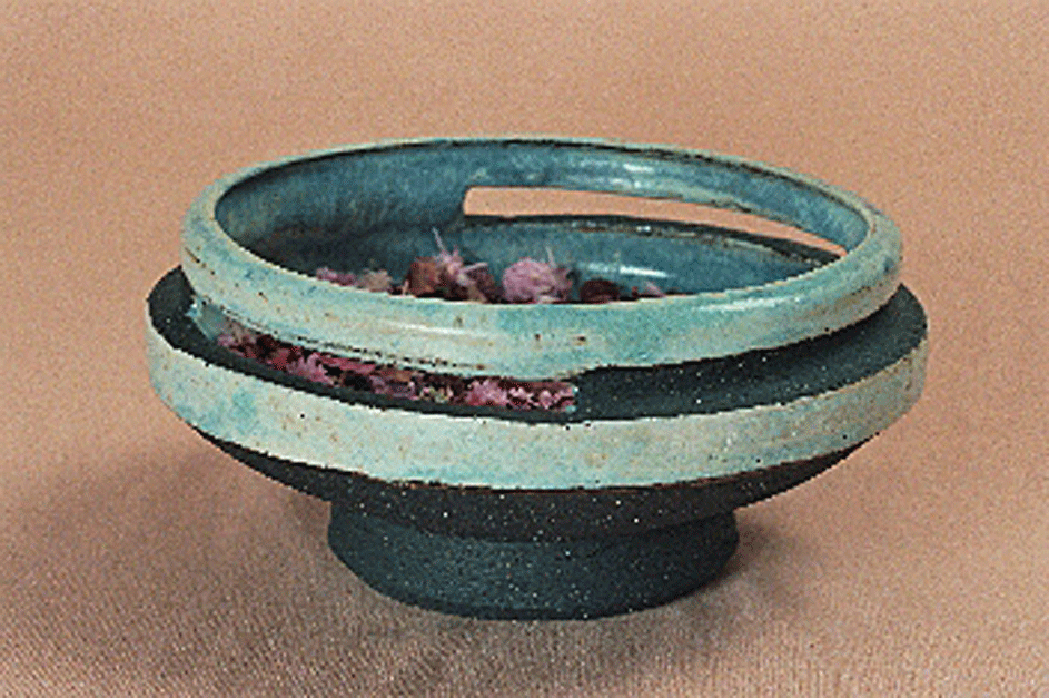 CUENCO AEREO GRES NEGRO esmaltado a 1300º (colección privada)