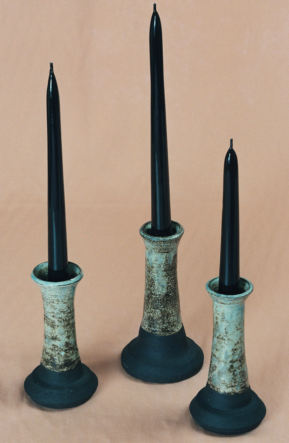 Juego CADELABROS TUBO MAR refractario negro 1300º tamaño 13x5 cms. vendidos