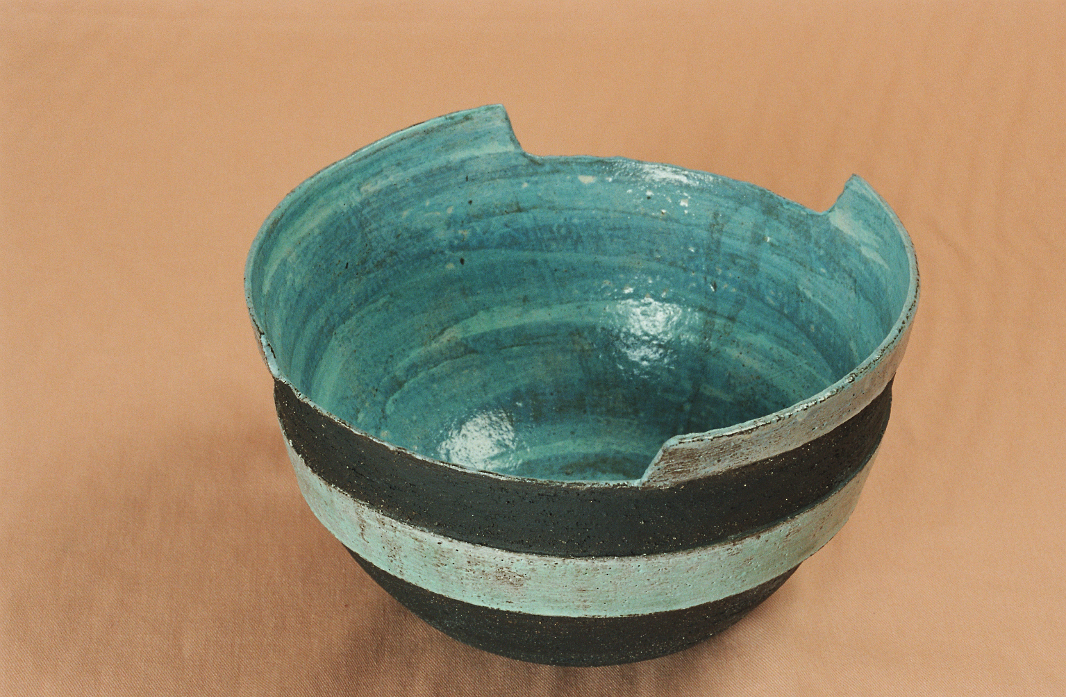 CUENCO AEREO GRANDE gres negro 20x20 cms. colección privada 1300º