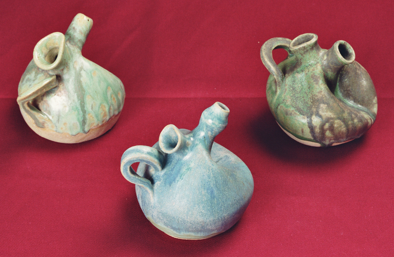 MALALTETS gres esmaltado 1300º tamaño 25x20 cm. colección privada