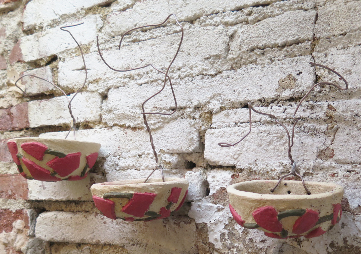 NIDOS composición 3 piezas cerámicas 1300º y metal tamaño 45x10 cm